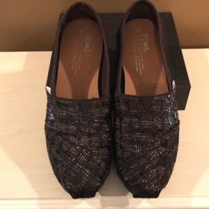 Tom’s black sequin shoes. Sz.7